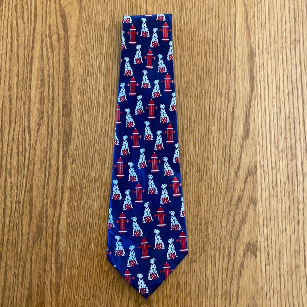Dalmatian fire hydrant ties.